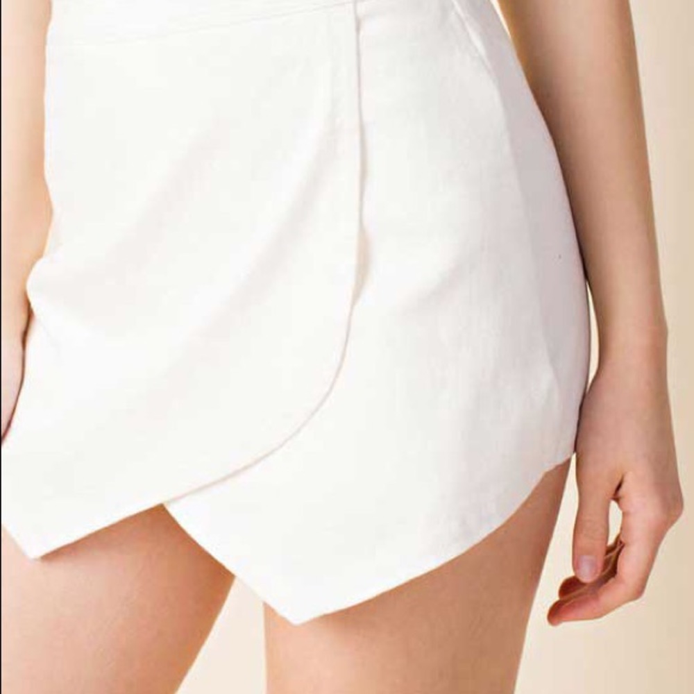 Honey Belle Denim Wrap Skort in White